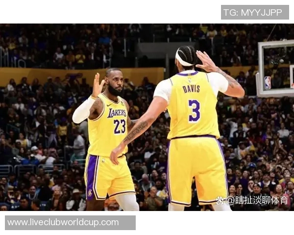 2002年湖人与魔术的经典对决回顾与赛季精彩瞬间分析