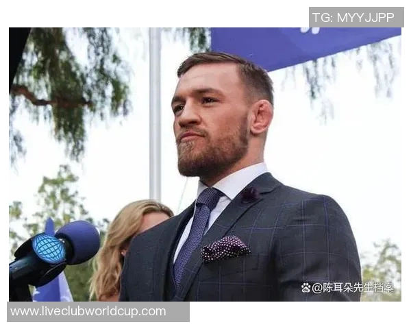 UFC嘴炮与小鹰赛前对决分析谁将成为最终胜者